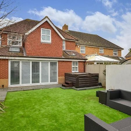 Home In Southsea With Hot Tub, Close To The Sea Portsmouth Exterior foto
